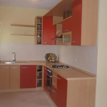 Zana Apartament Sali